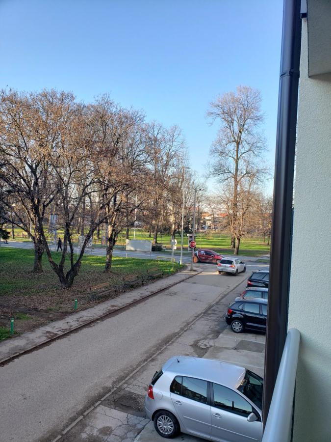 Stan Na Dan Mici Apartment Brcko Bagian luar foto